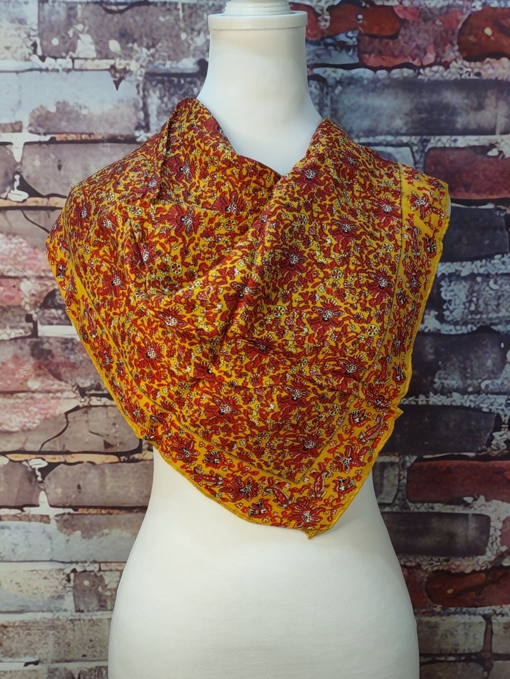 Vintage Floral Print Scarf
